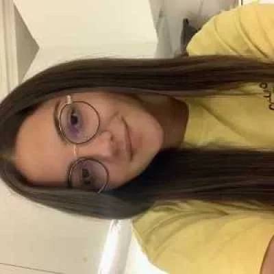 Eva, babysitter à Issy les Moulineaux