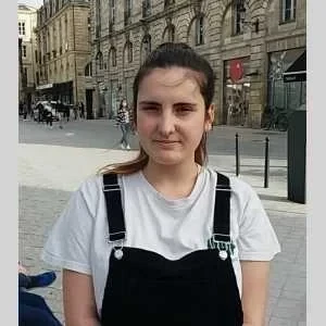 Sophie, babysitter à Merignac