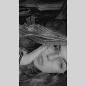 Inès , babysitter à Le Havre