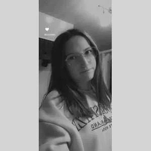 Ophelie, babysitter à Loireauxence