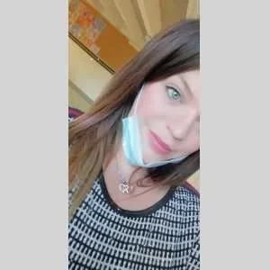 Angelique, babysitter à Boissise le Roi