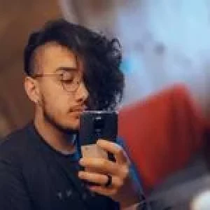 Eliot, babysitter à Troyes