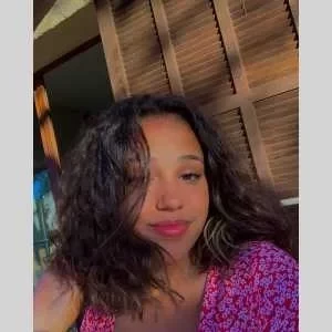 Shana-rose, babysitter à Saint Louis