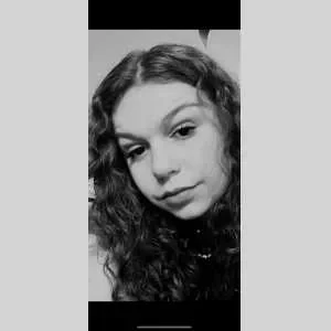 Lucie, babysitter à Pompey