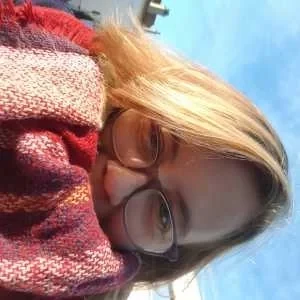 Emiliana, babysitter à Romainville