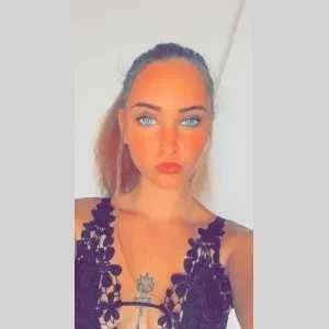 Aline, babysitter à Leutenheim