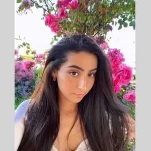 Manelle, babysitter à Chartres