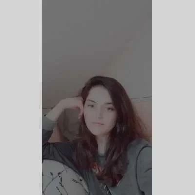 Lily, babysitter à Rouen