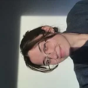 Maelys, babysitter à Guecelard