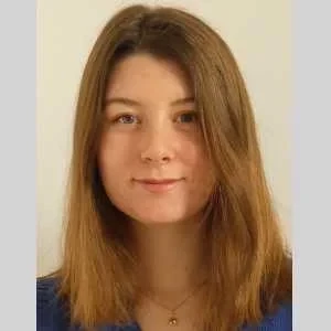 Maëva , babysitter à Caen