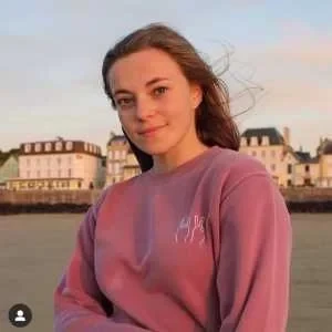 Lucile, babysitter à Valdalliere