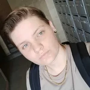 Katharina, babysitter à Creil