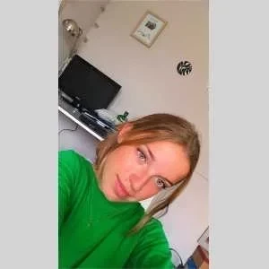 Emma, babysitter à Montbert