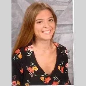 Léa , babysitter à Saint Cyr sur Mer