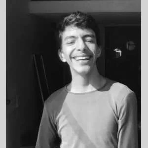 Mehdi, babysitter à Marseille