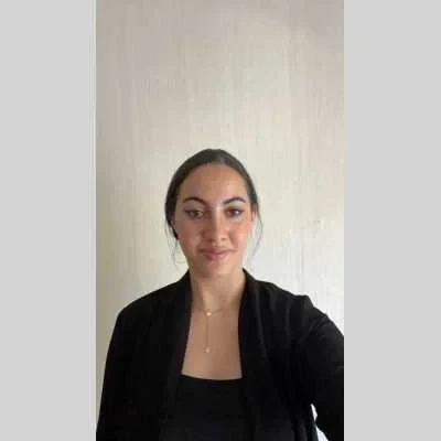 Sarah, babysitter à Cenon