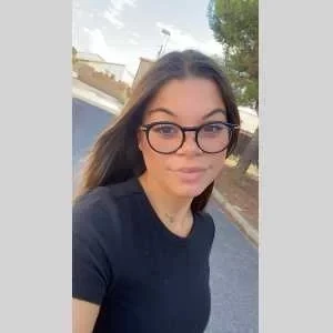 Clara, babysitter à Cabestany