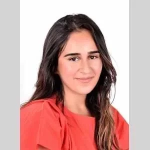 Sophia, babysitter à Paris