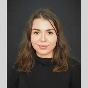 Lola, babysitter à Septemes les Vallons