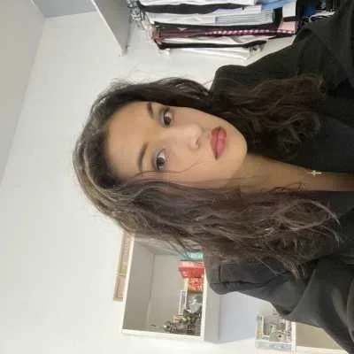 Nora, babysitter à Bruay la Buissiere