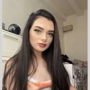 Cloé, babysitter à Gennevilliers