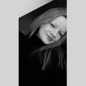 Amandine, babysitter à Tasse