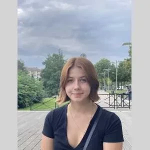 Flore, babysitter à Mulhouse