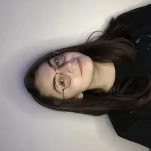 Lola, babysitter à Bondoufle