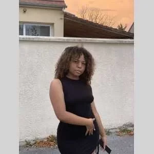 Keline, babysitter à Montreuil