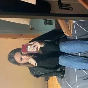 Manon , babysitter à Saint Rogatien