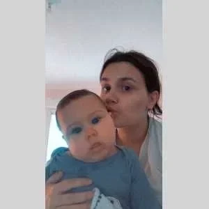 Justine, babysitter à Chaumont