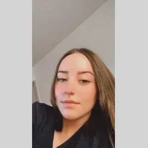 Pauline, babysitter à Jugon les Lacs Commune Nouvelle