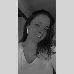 Léa, babysitter à La Clotte