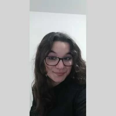 Luthiene, babysitter à Saint Lys