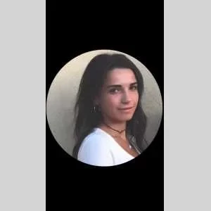 Oceane , babysitter à Calais