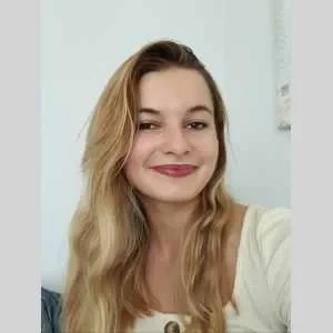 Noémie , babysitter à Beaurains