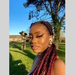 Cheyenne, babysitter à Le Mans