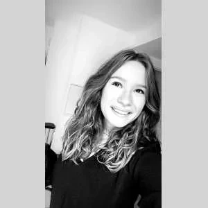 Jade, babysitter à Darnetal