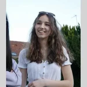 Chloé, babysitter à Arronville