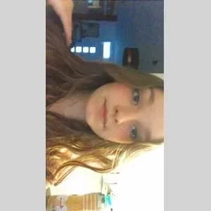 Olivia, babysitter à Valenciennes