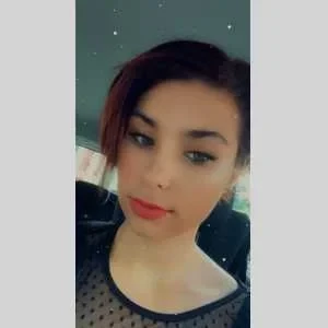 Maeva , babysitter à Sablons