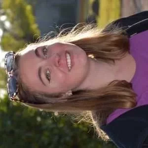 Manon, babysitter à Le Mesnil Esnard