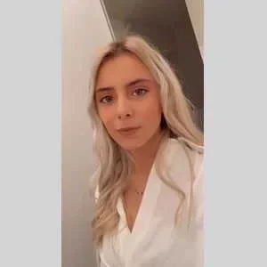 Anais, babysitter à Bellegarde