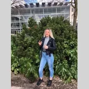 Lindsay, babysitter à Le Havre