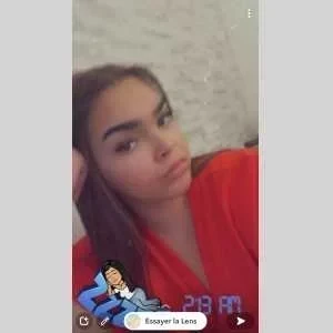 Nirmine , babysitter à La Ciotat