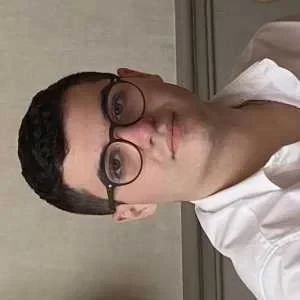 Lucas, babysitter à Artenay