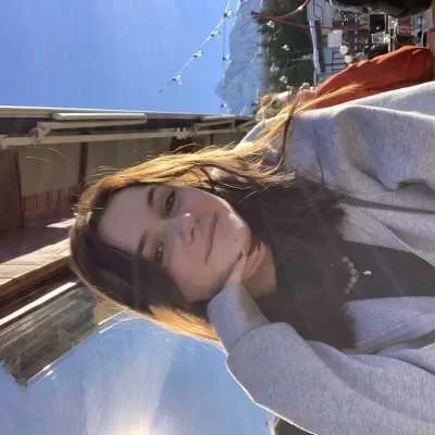 Clémentine , babysitter à Douai