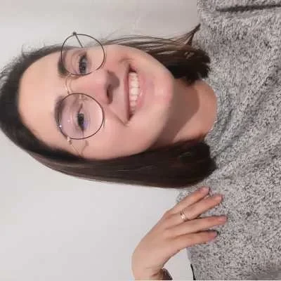 Klervi, babysitter à Le Havre