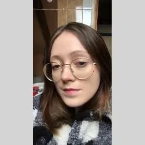 Lexie, babysitter à Brehan