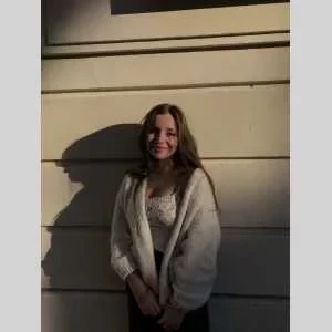 Naïs , babysitter à Bayonne